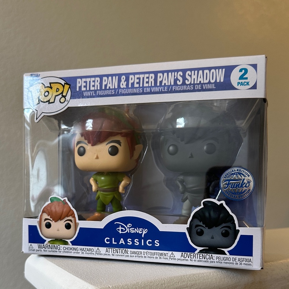 Funko POP! Disney Classics Peter Pan/Shadow 2 Pack. NIB VAULTED